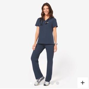 Figs Dark Harbor Kade Cargo Scrub Pant | Medium